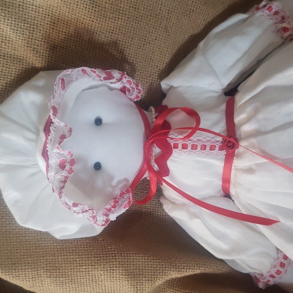 Amish Pillow Case Doll - Picture 4 of 8
